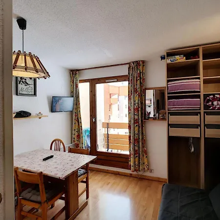 Aux Pieds Les Menuires, 3 Pers - Fr-1-178-305 Appartement
